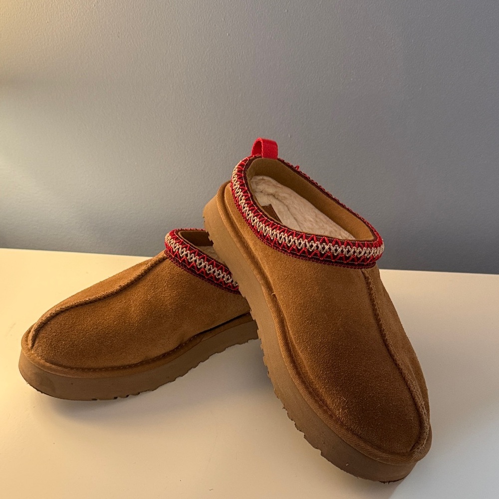 UGG Tazz Chestnut
